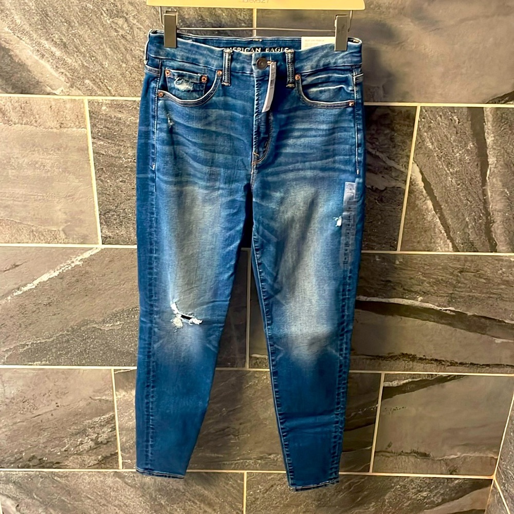 NWT American eagle jeans